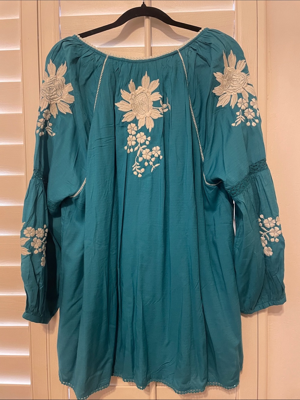 Sundance Teal Embroidered V-Neck Tunic - Picture 5 of 5